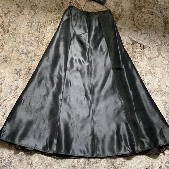Gray satin full maxi skirt, 4 - Picture 12 of 16